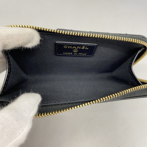 CHANEL Black Leather Wallet - Picture 3 of 9